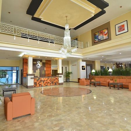 Hotel Sofia Juanda Surabaya Sidoarjo Exteriör bild
