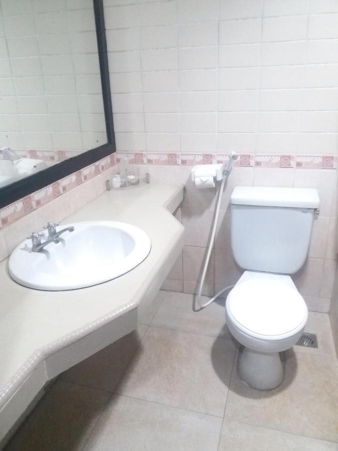 Hotel Sofia Juanda Surabaya Sidoarjo Exteriör bild